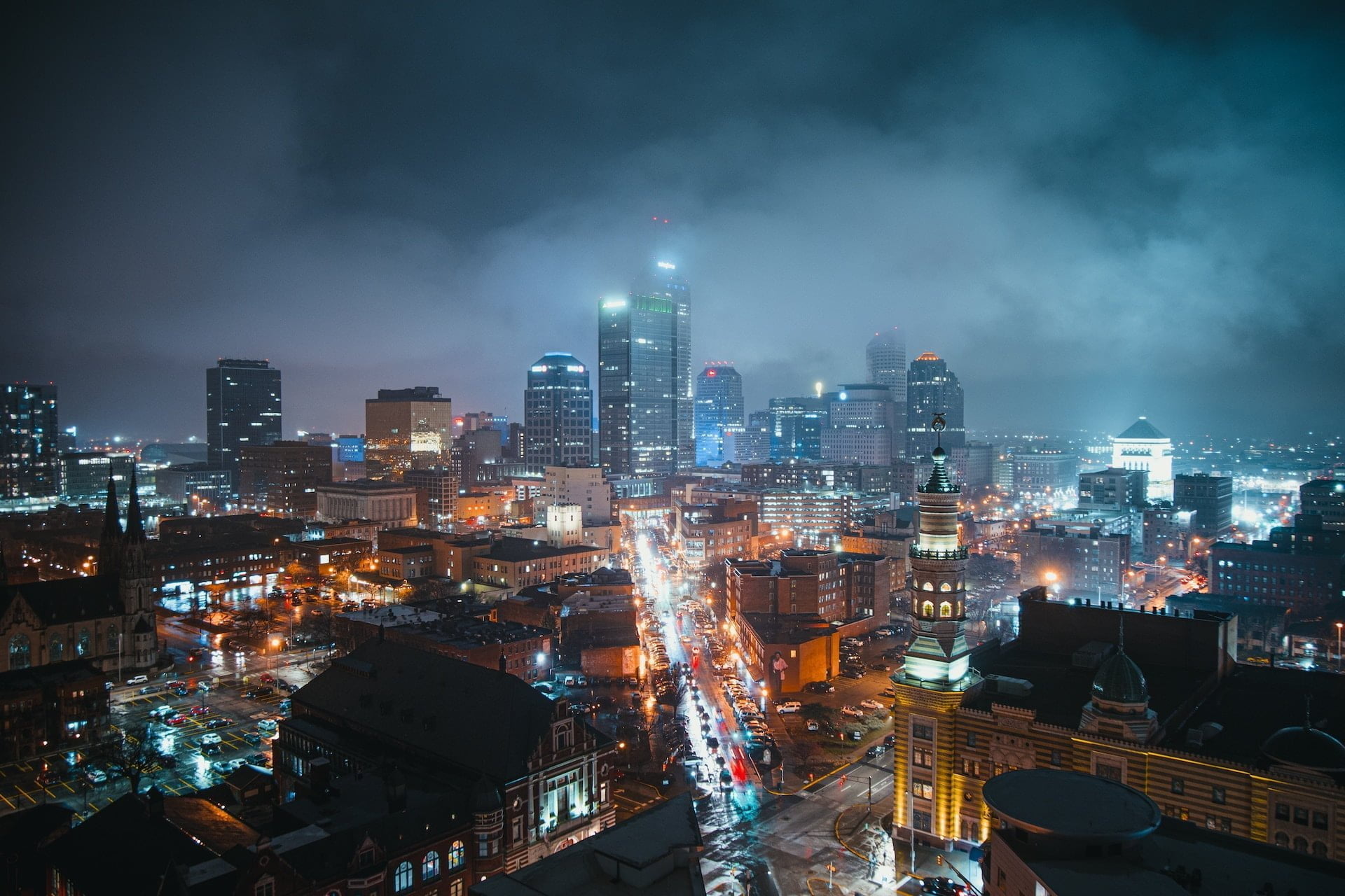 josh-hild-PaahVcW9WAs-unsplash
